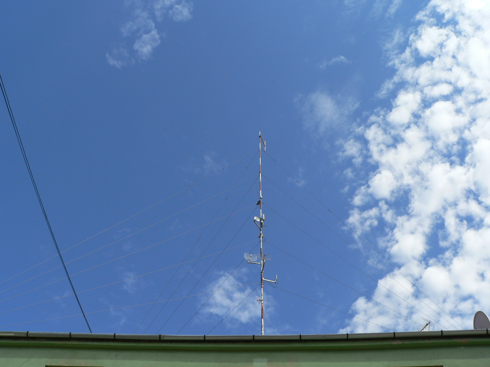  • Kazincbarcika, Radio Top, antenna •  • gg630504 cc-by-nc-sa